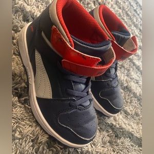 Puma Tennis Shoes 12T (for toddler between 4-5 year old)